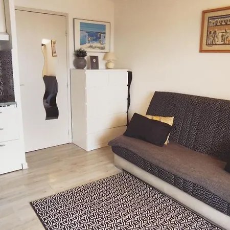 Les Marines D'agay Climatise Apartman *