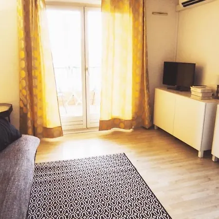 Les Marines D'agay Climatise Saint-Raphaël