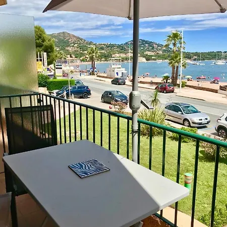 Les Marines D'agay Climatise Apartament *